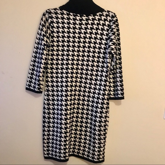CALVIN KLEIN Houndstooth Dress w/ Buckle Accent |M - Picture 2 of 5